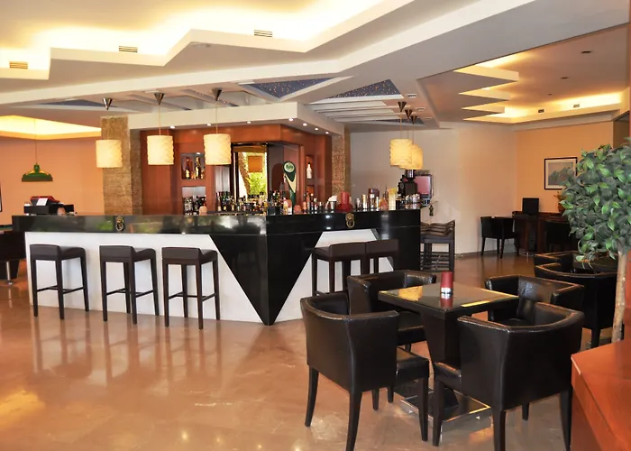 Hoteles en Tolón