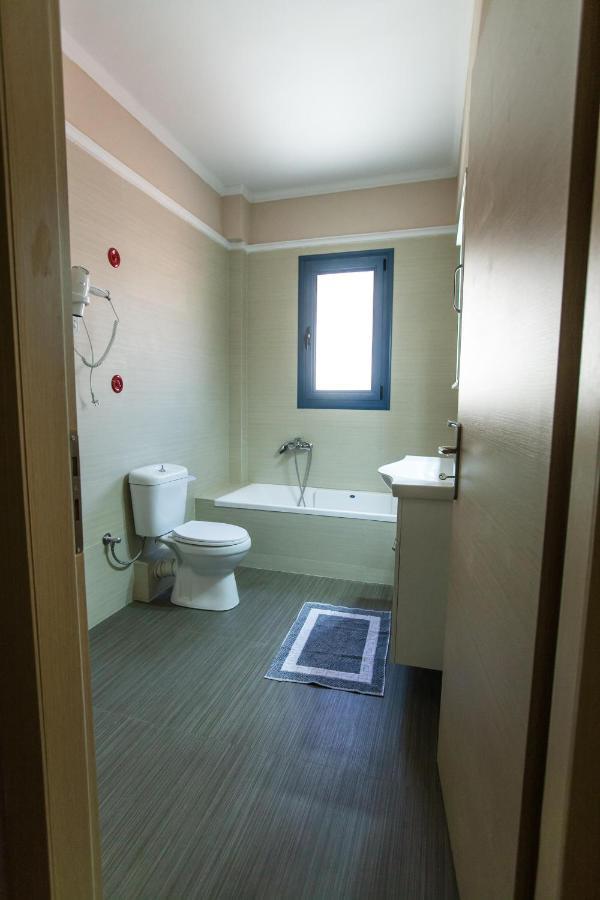 Studio Apartment Sea View,1033613735:JPEG