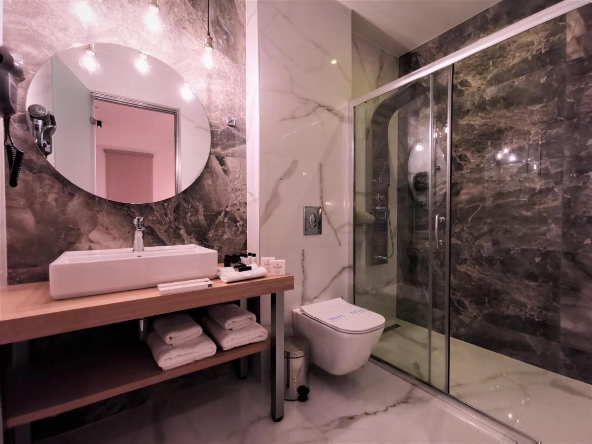 Superior Double Room,1126105251:JPEG