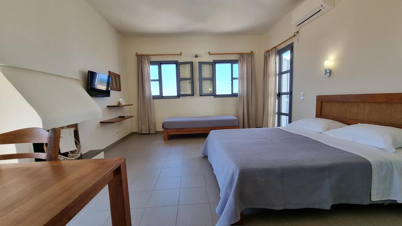 Triple Room Sea View