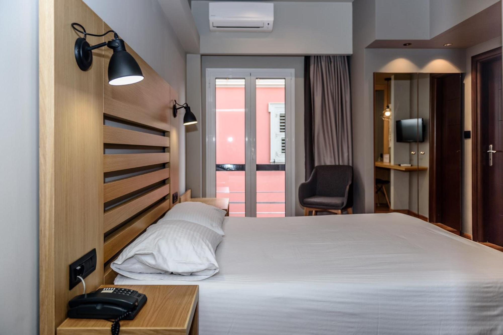 Standard Double or Twin Room without Balcony City View