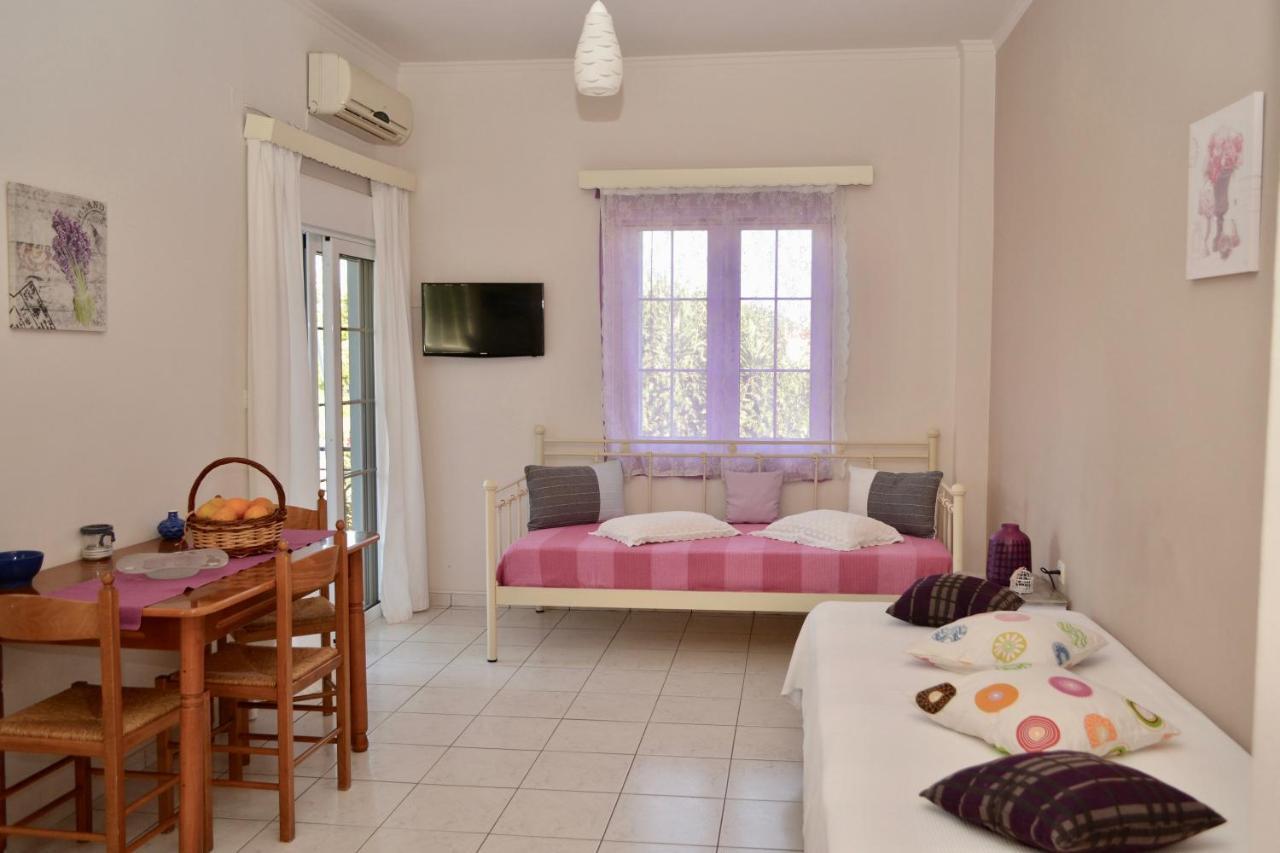 One-Bedroom Apartment,1207209241:JPEG