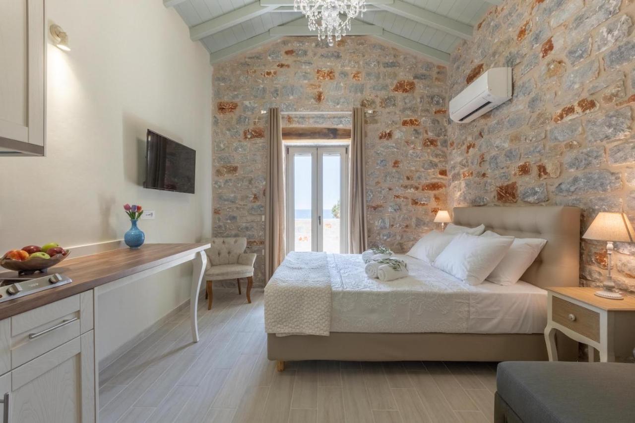 Triple Room Sea View