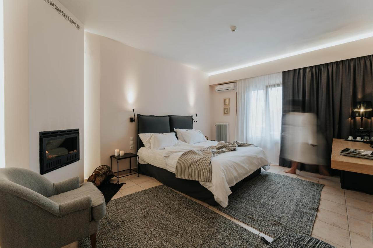 Deluxe Double Room Fireplace