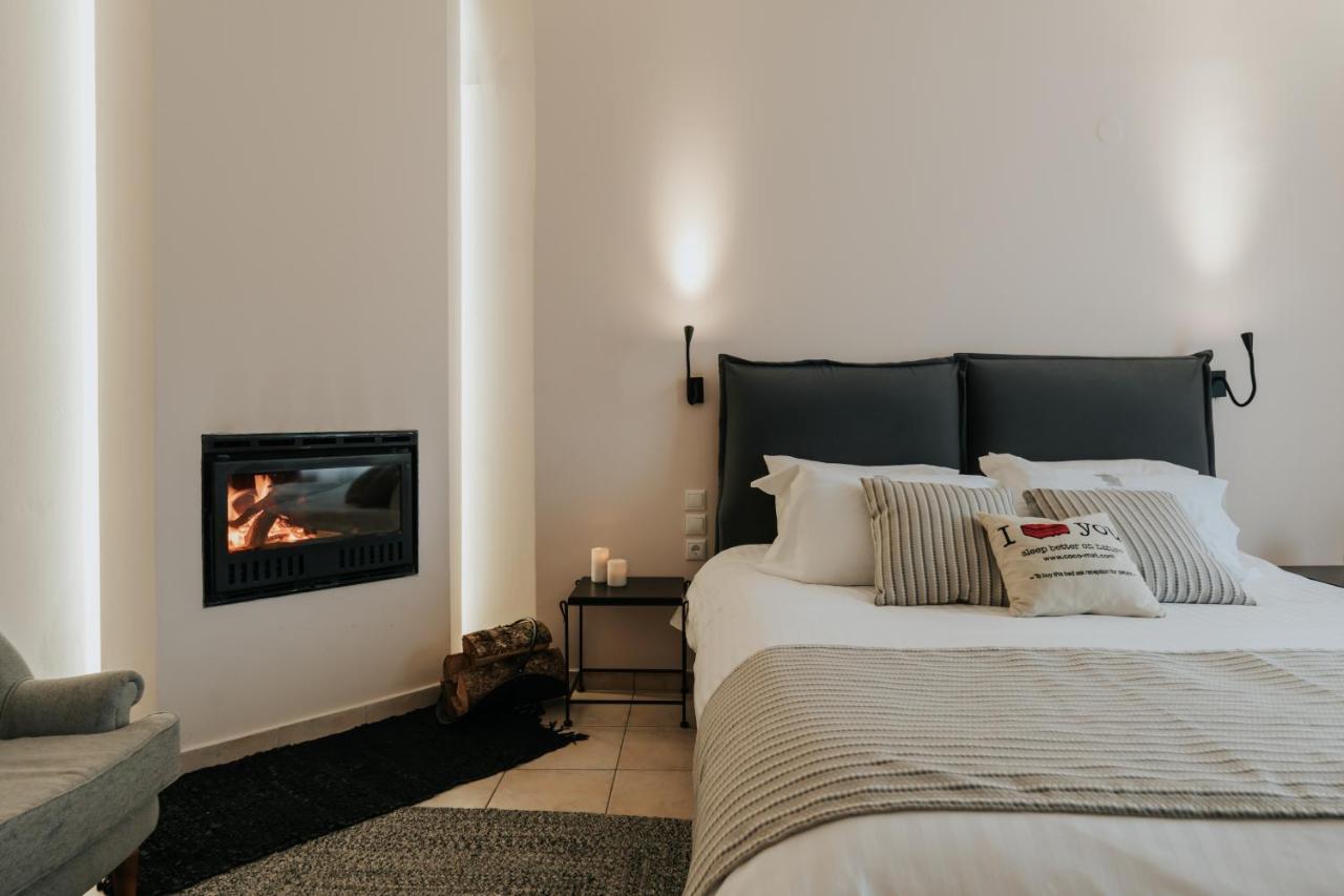 Deluxe Double Room Fireplace
