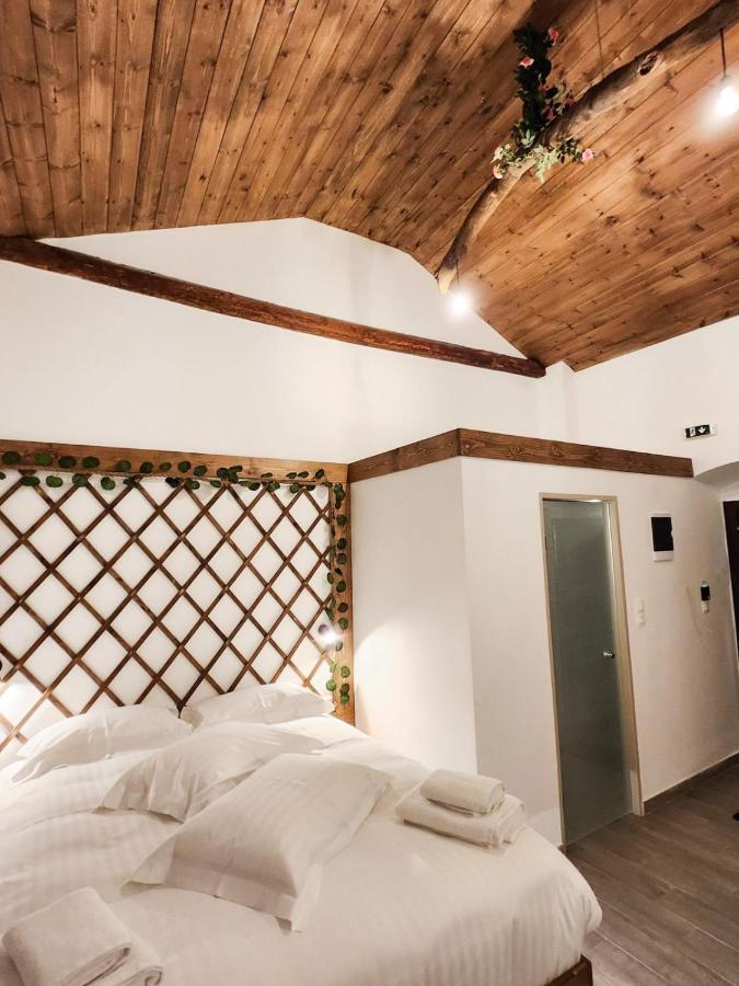 Deluxe Double Room Side Sea View