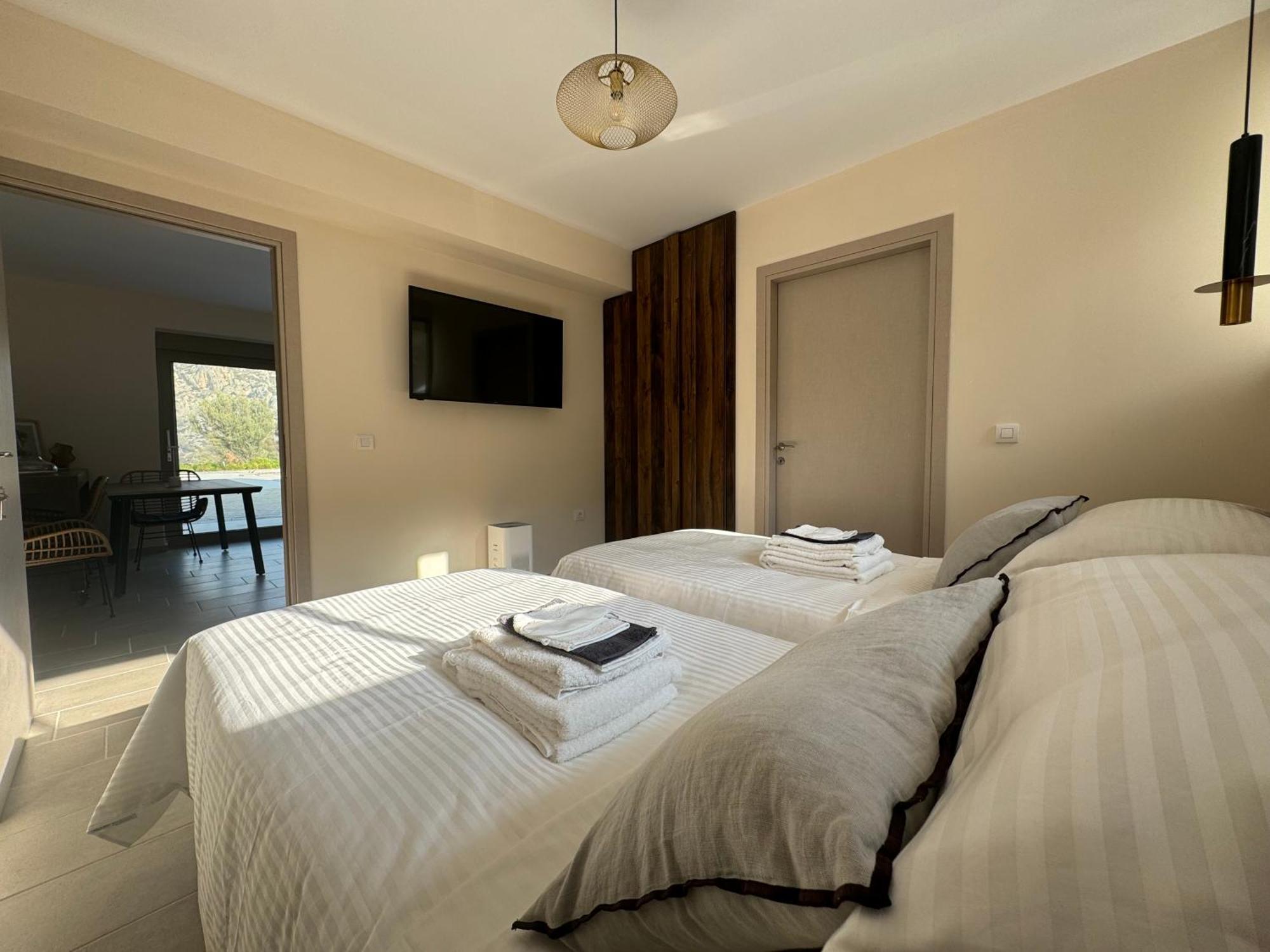 Two-Bedroom Deluxe Apartment
