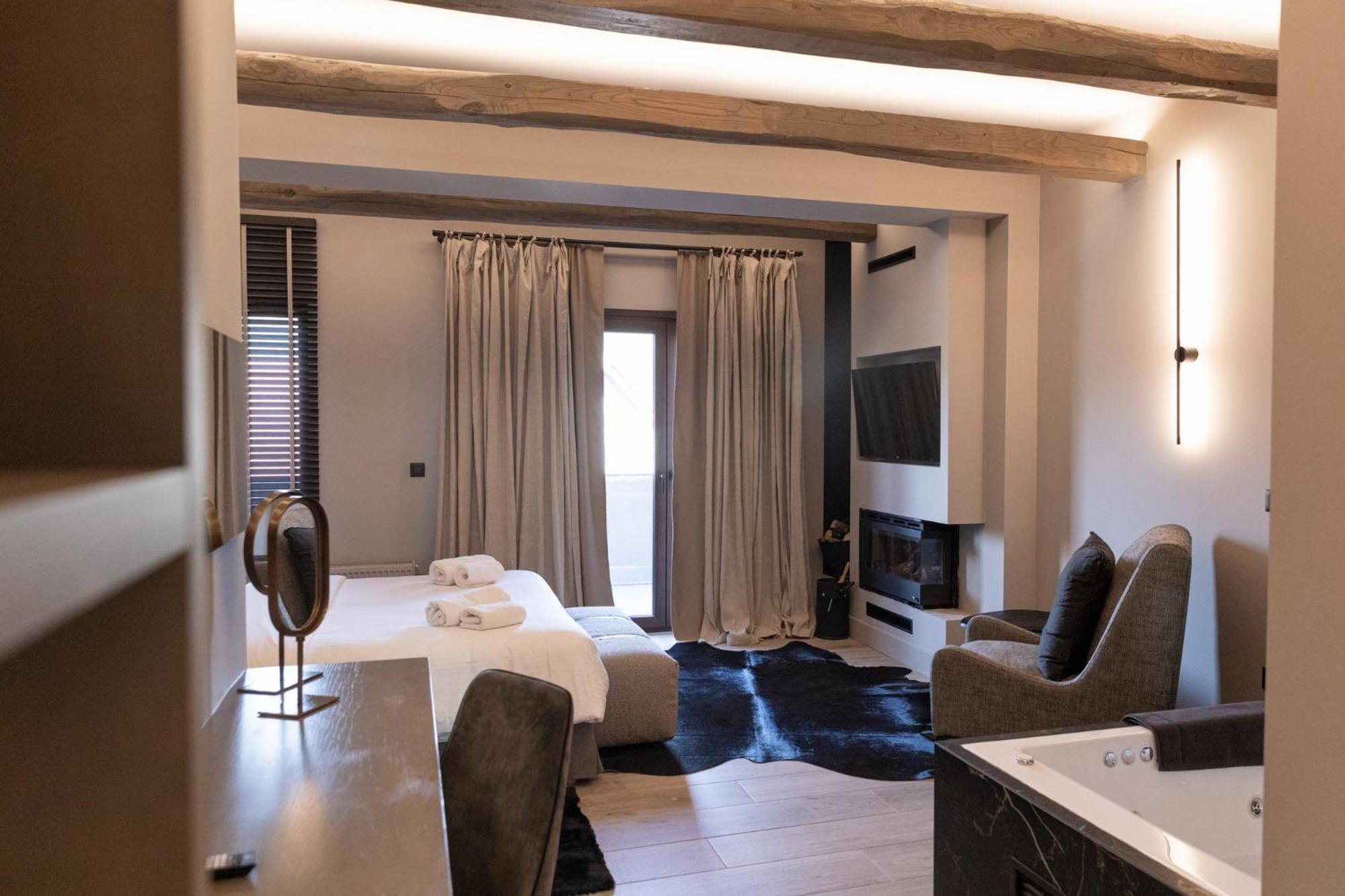 Suite Hot Tub