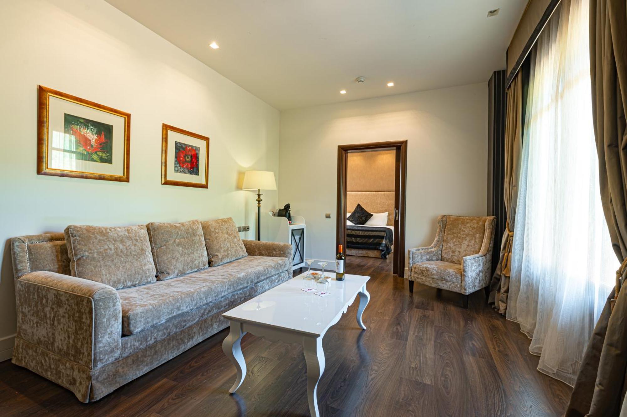 Executive Suite