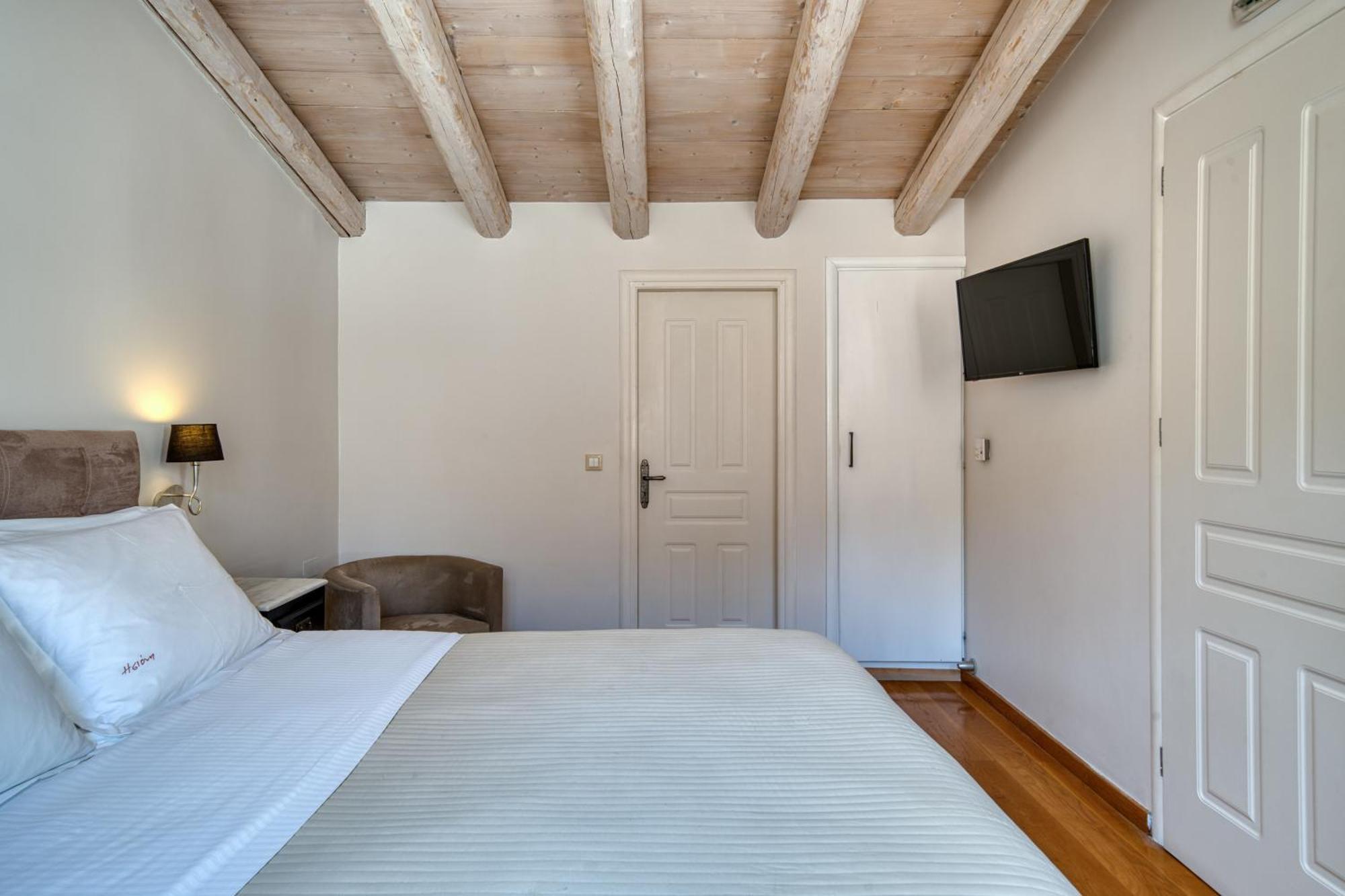 Superior Double Room Castle View