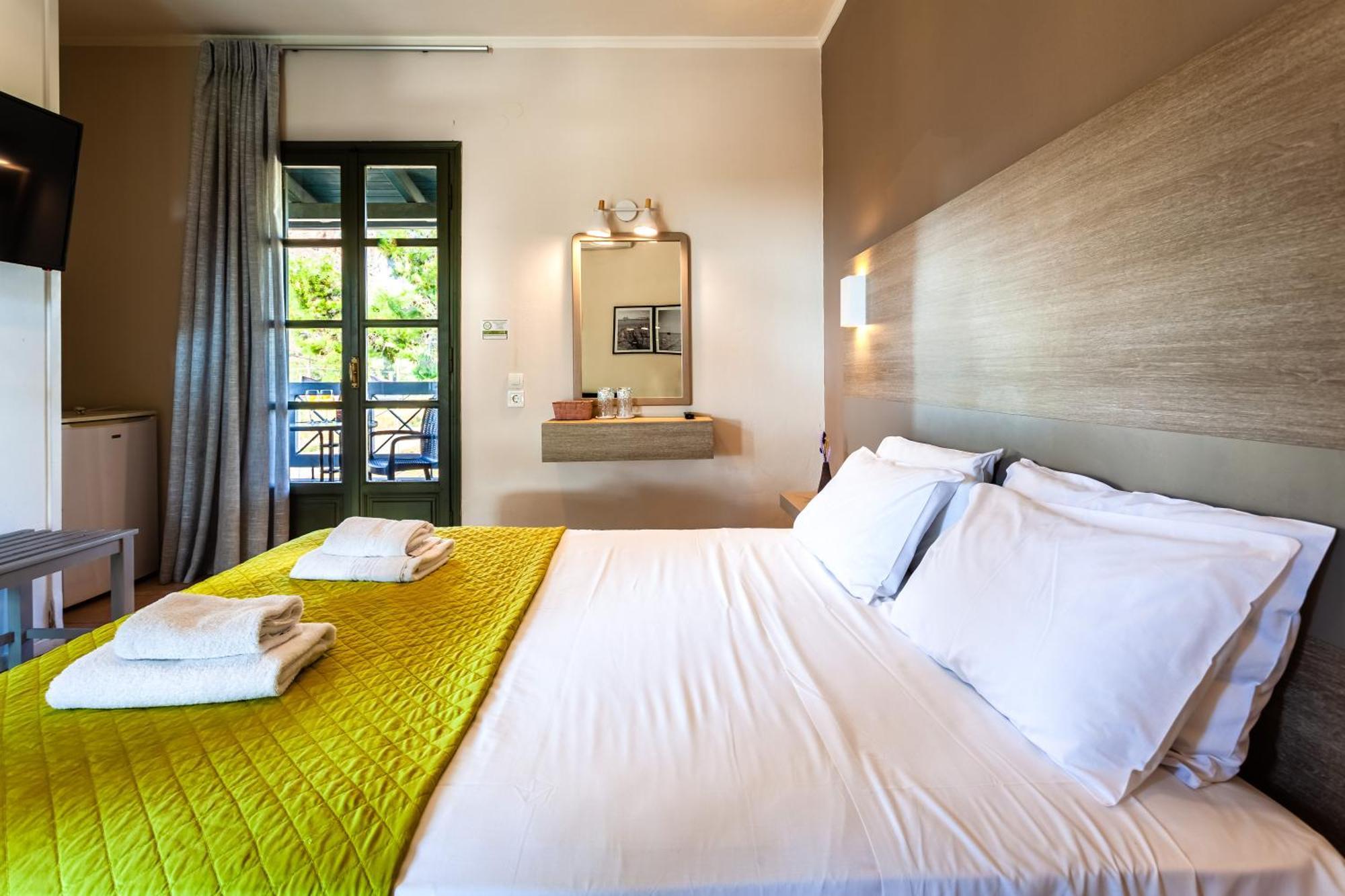 King Room Garden View