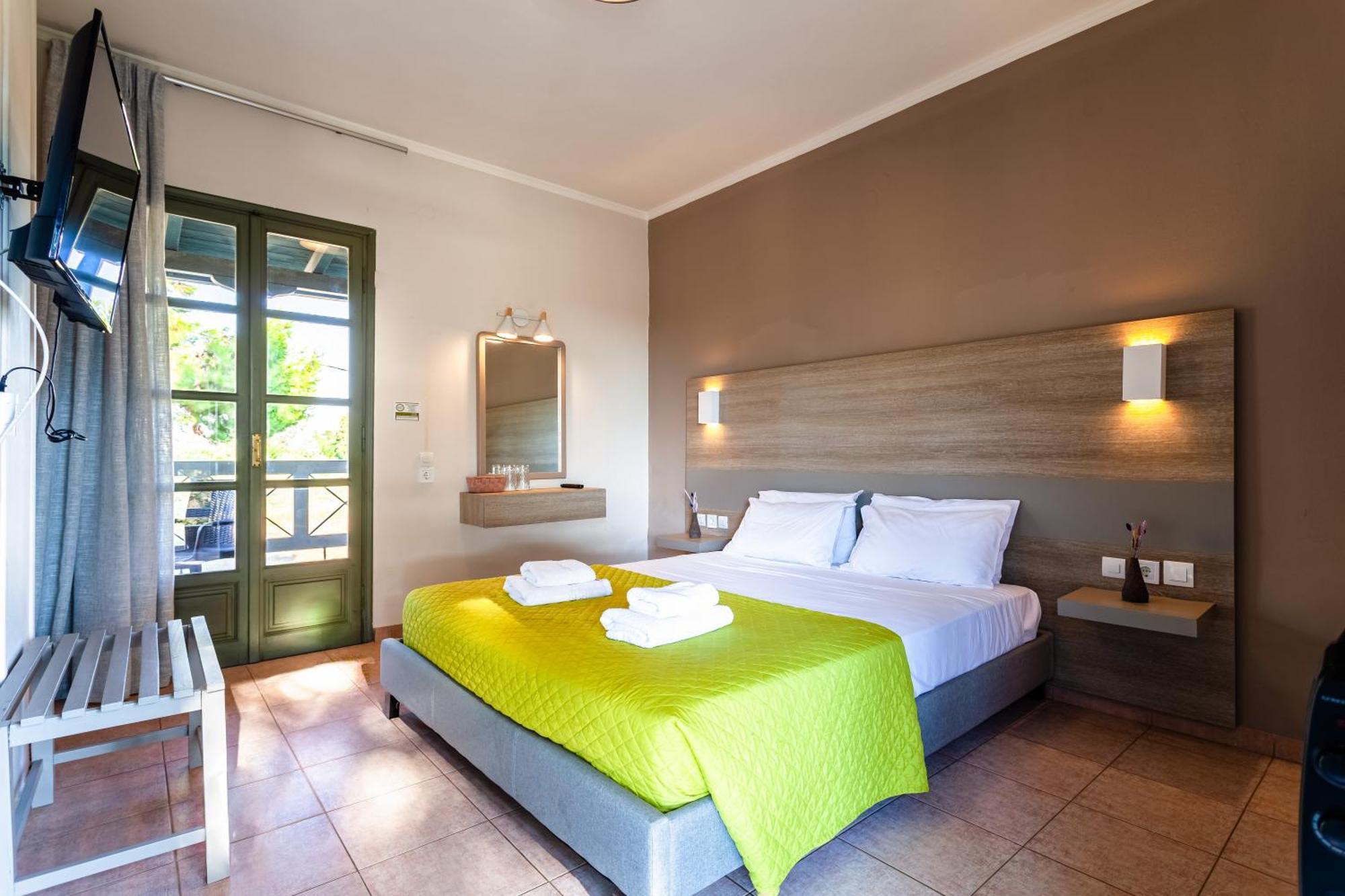 King Room Garden View