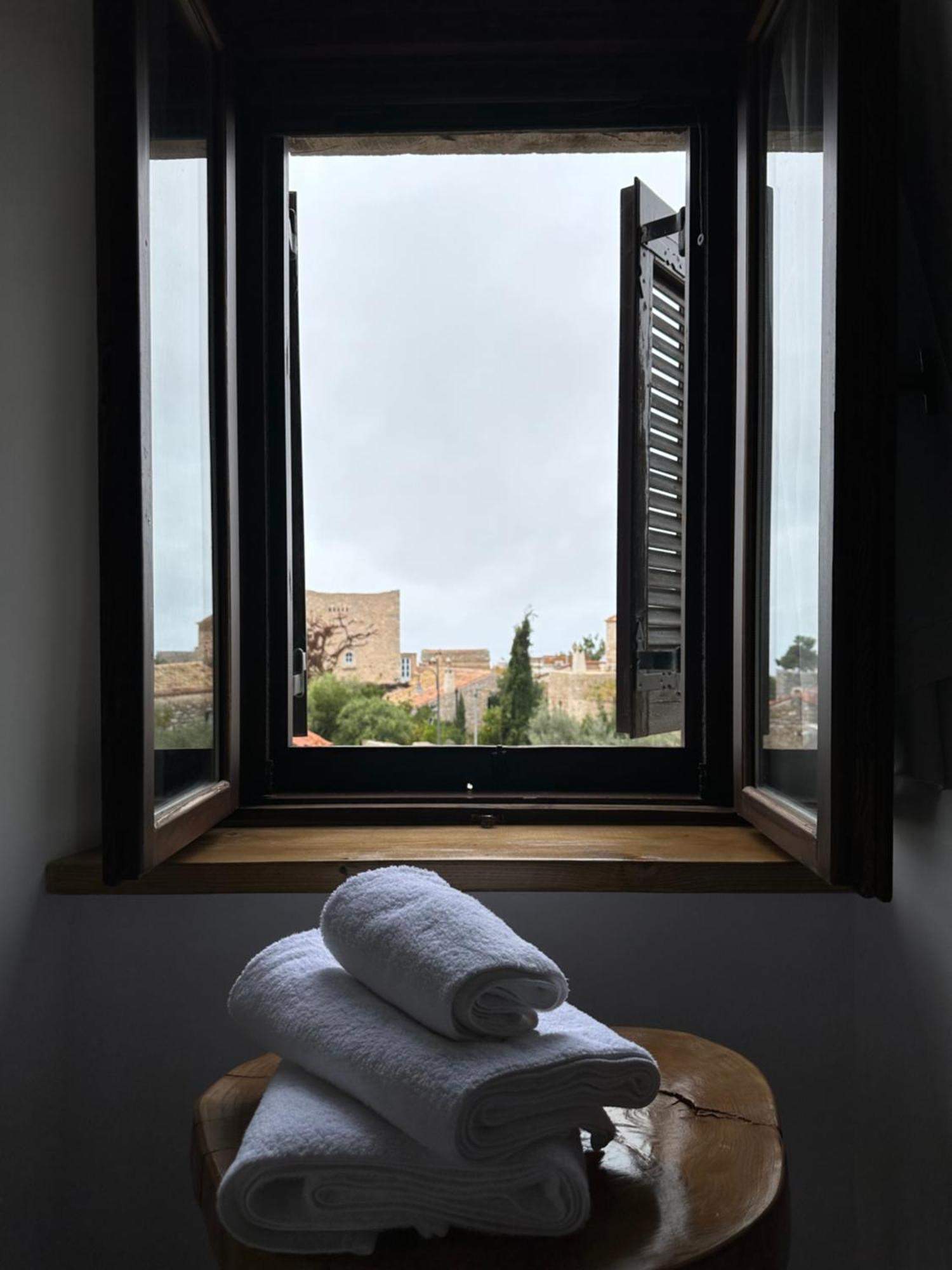 Deluxe Double Room Side Sea View