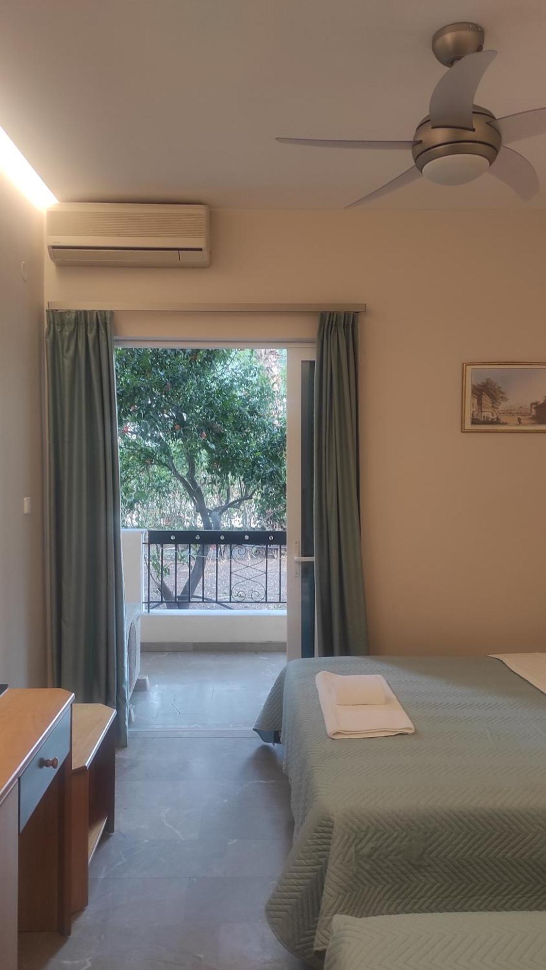 Budget Triple Room Balcony
