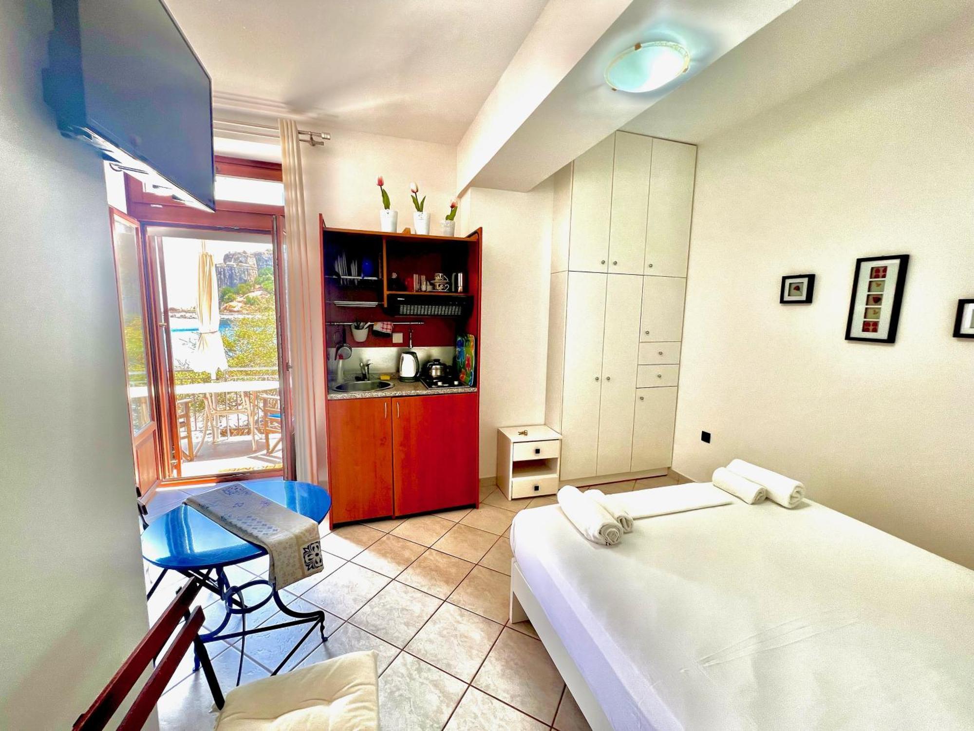 Double or Twin Room Sea View