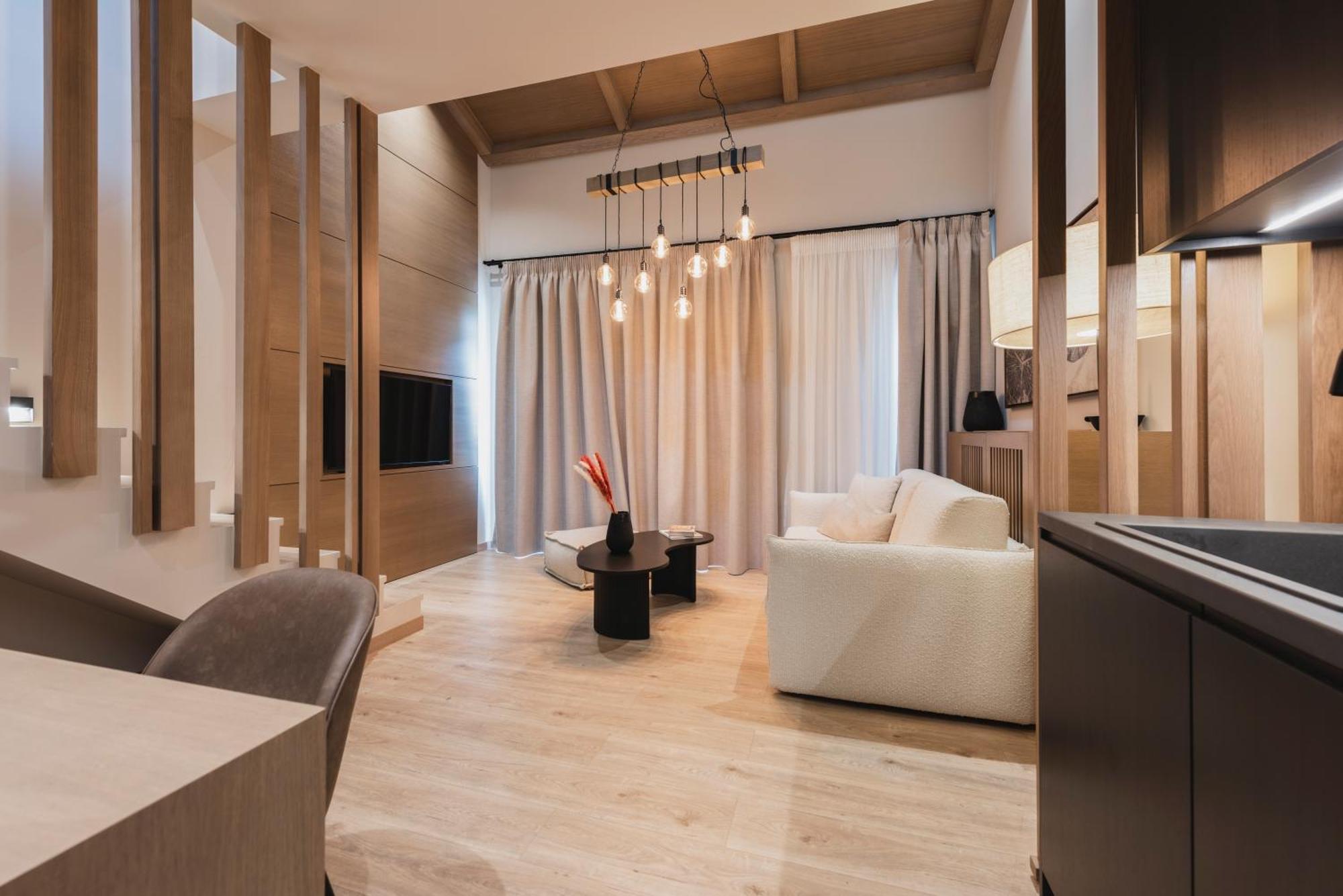 Family Suite Loft Mountain View
