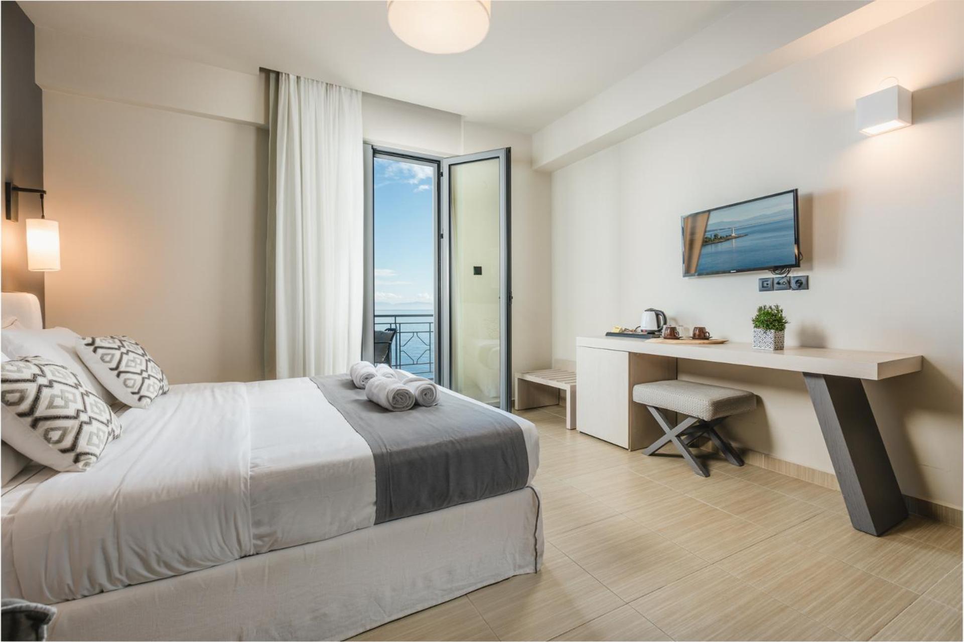 Double or Twin Room Sea View