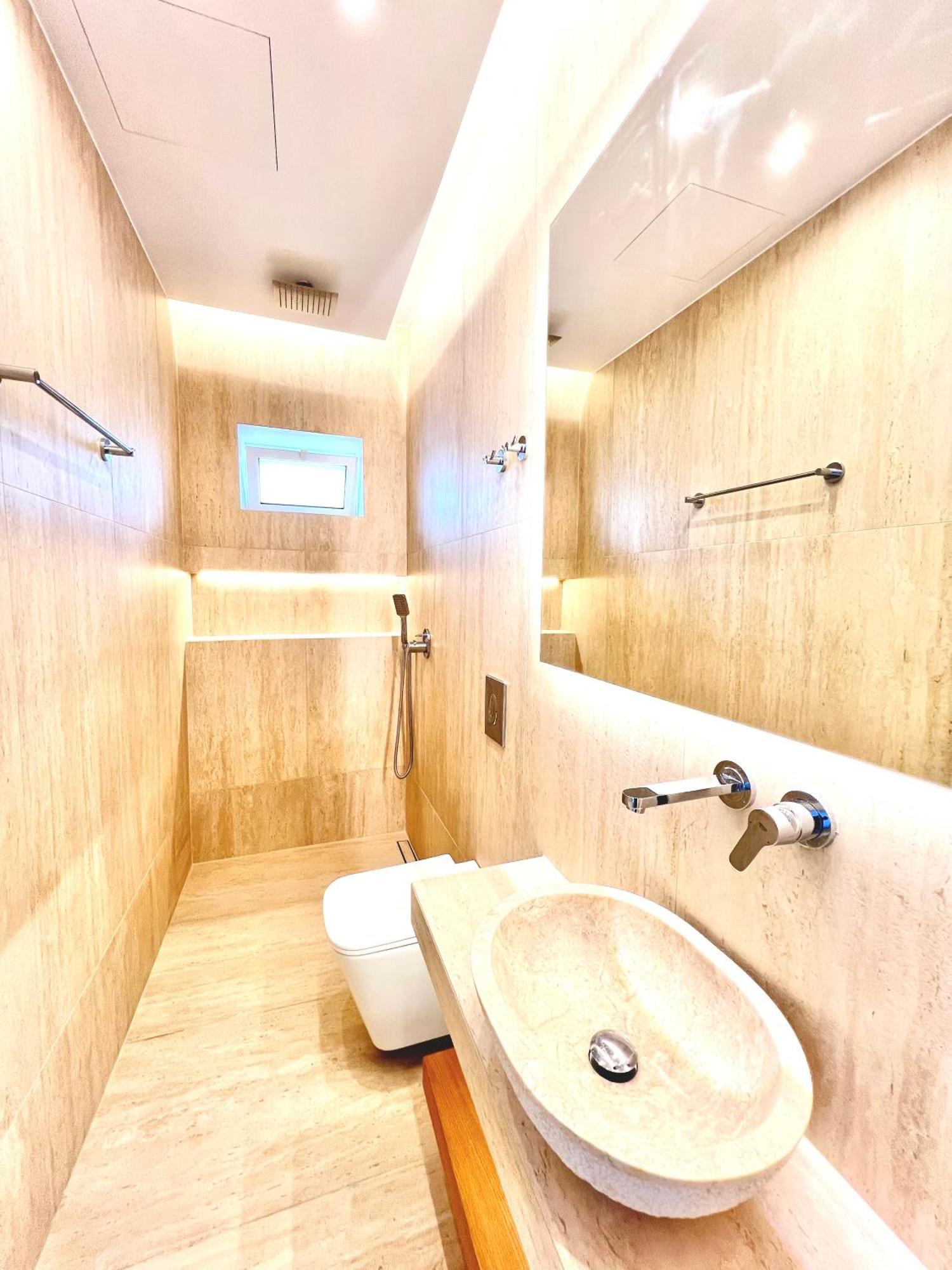 Double or Twin Room Sea View