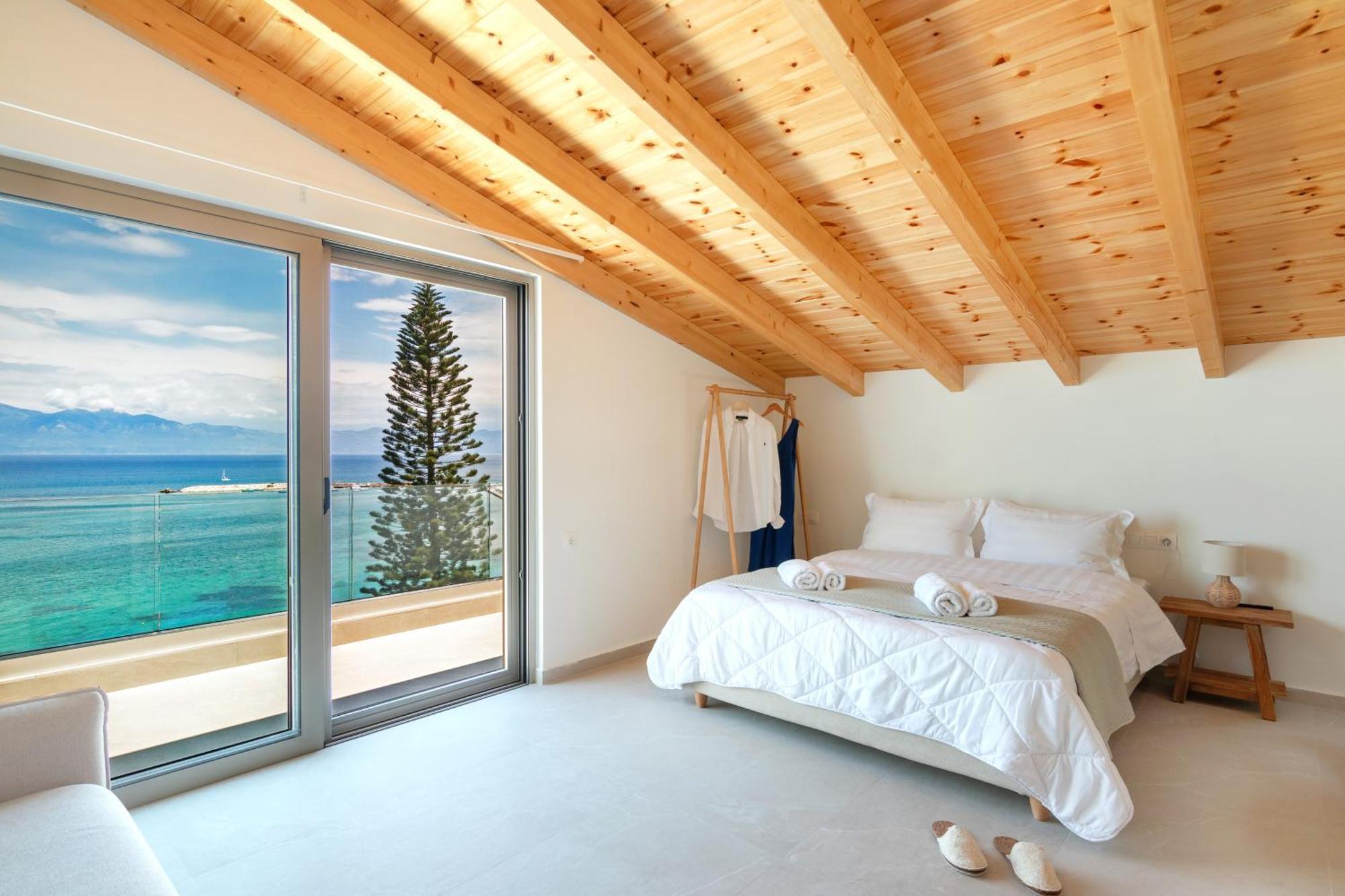 Deluxe One-Bedroom Apartment Ocean View