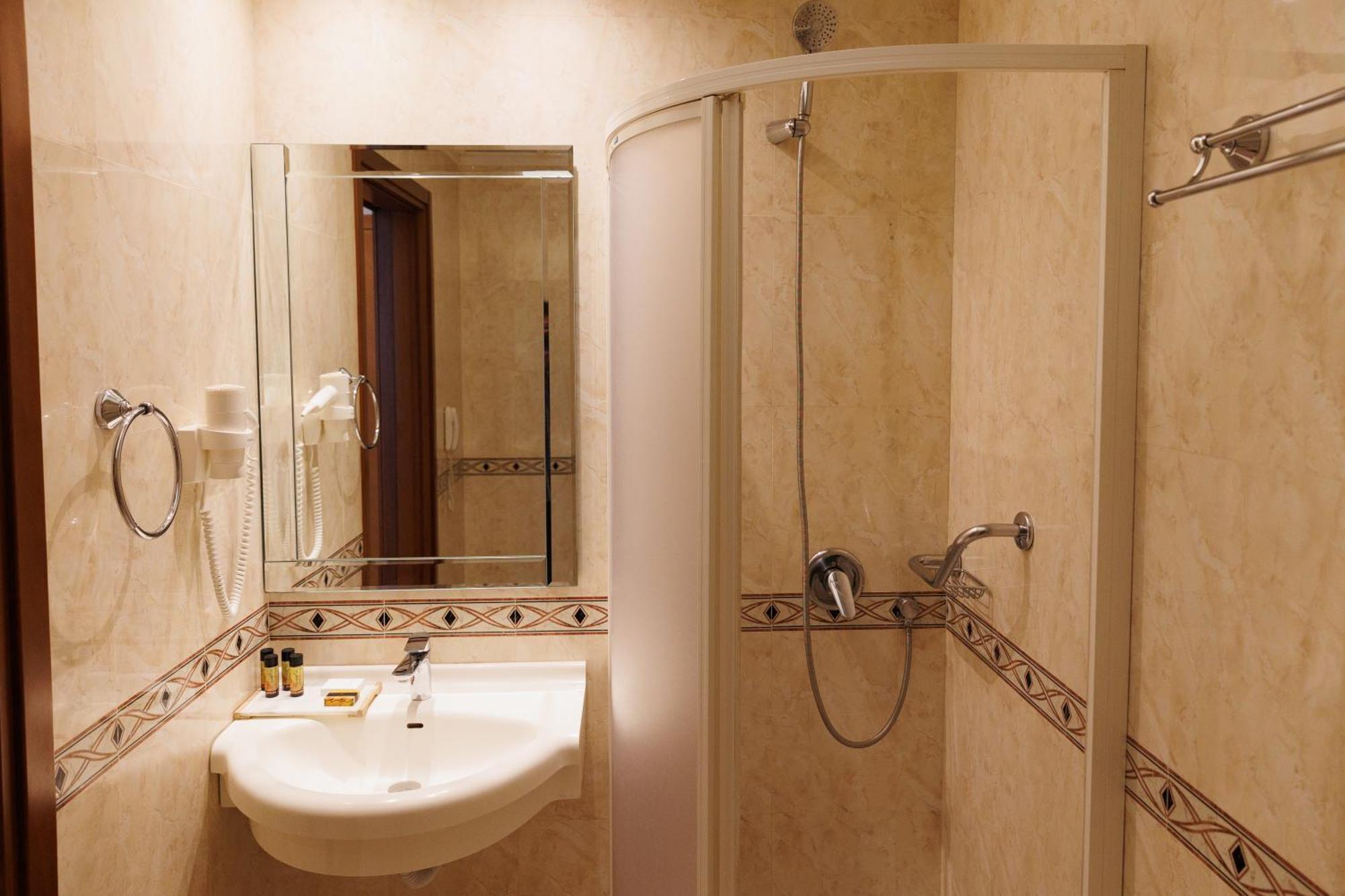 Standard Double or Twin Room City View