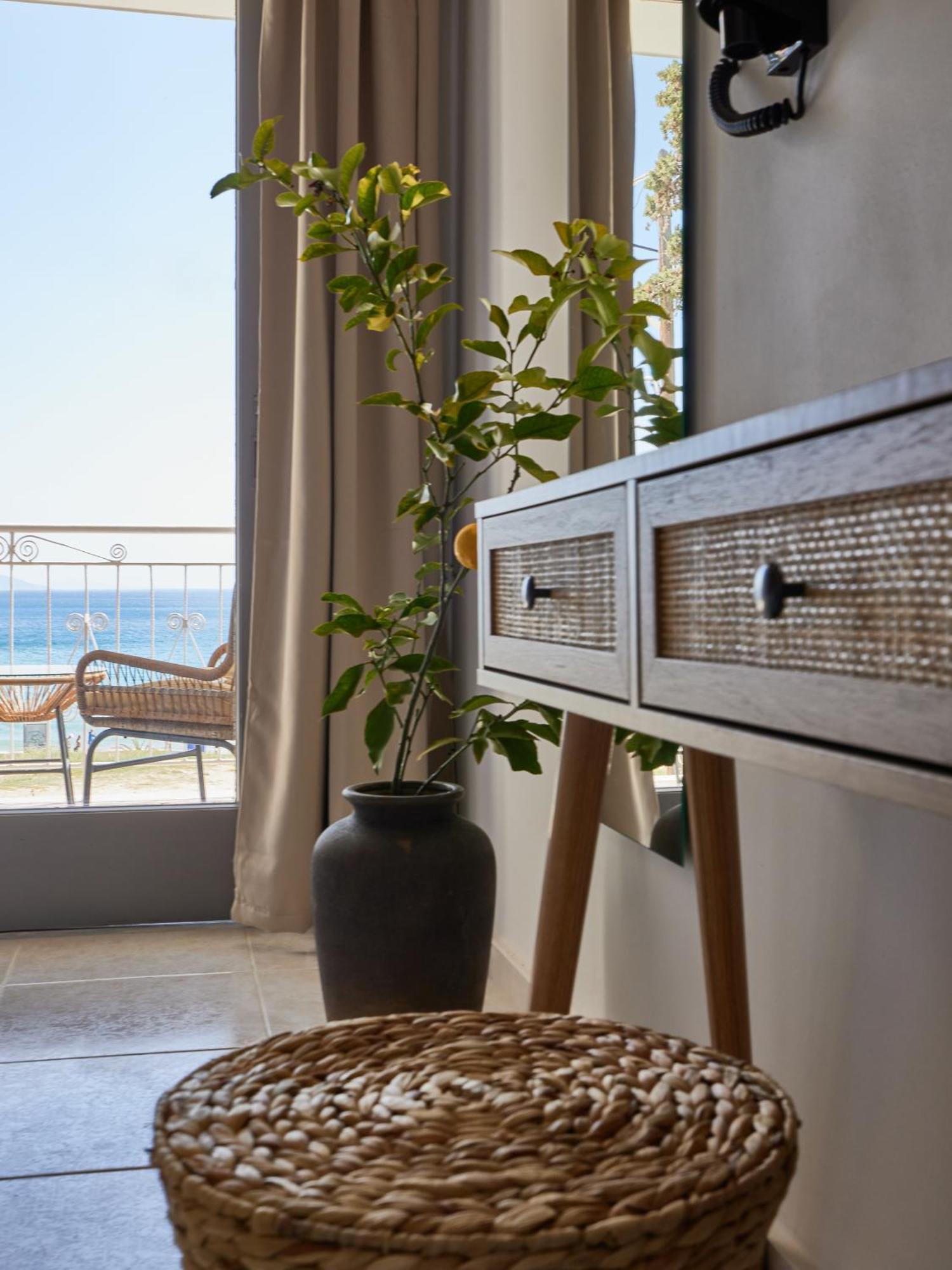 Superior Double or Twin Room Sea View