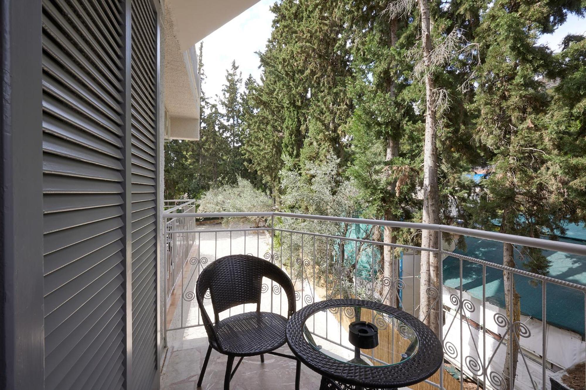 Double Room Garden View