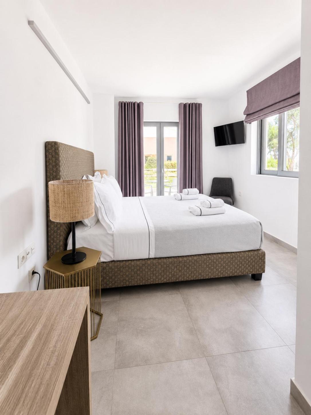 Deluxe Double | Ground Floor