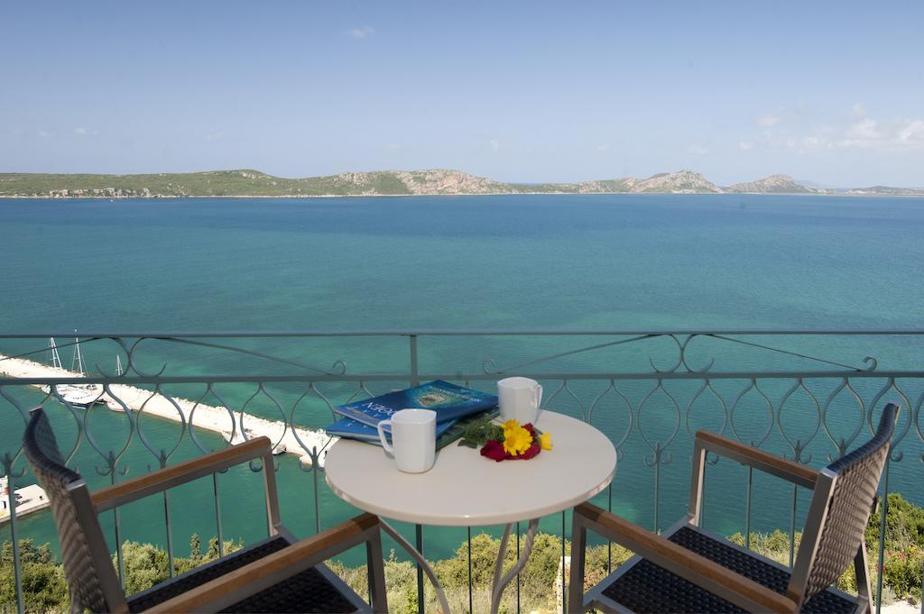Double or Twin Room Sea View