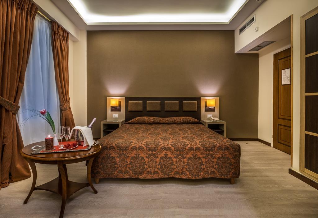Junior Suite,396846387:JPEG