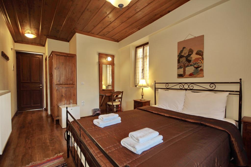 Double Room Mountain View Fireplace