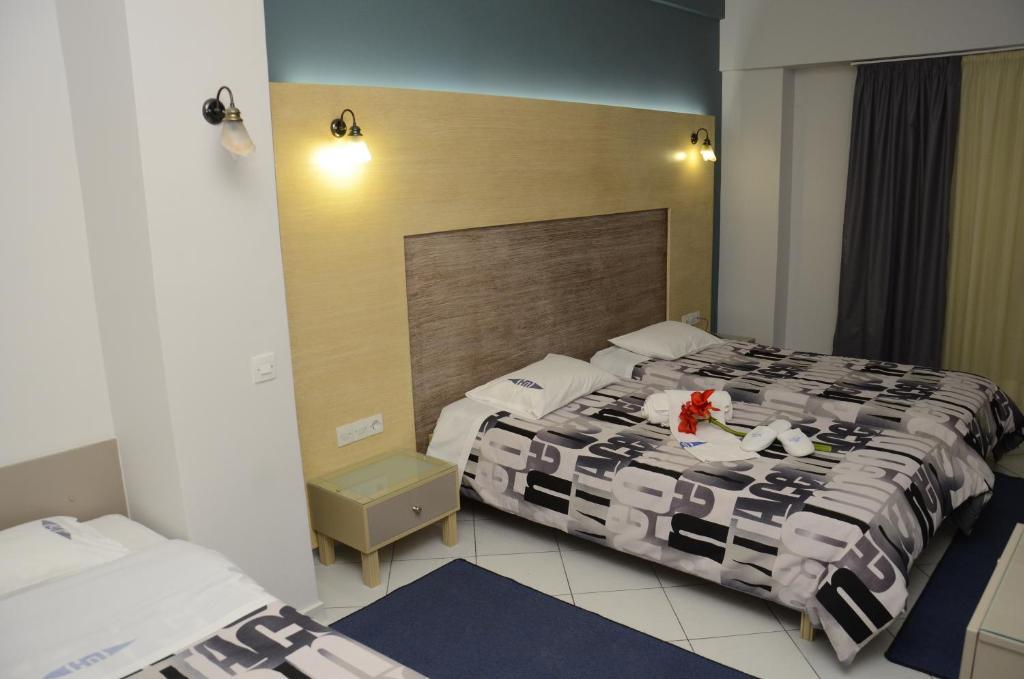 Triple Room,52259438:JPEG