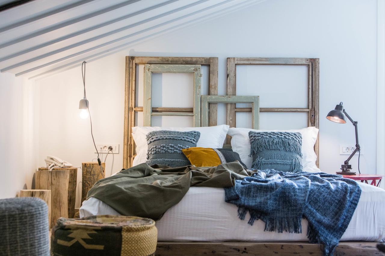 Deluxe Attic Room Castle & City View