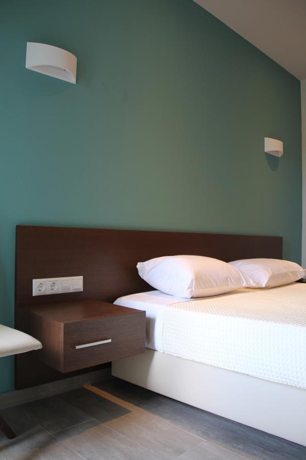 Double or Twin Room Sea View