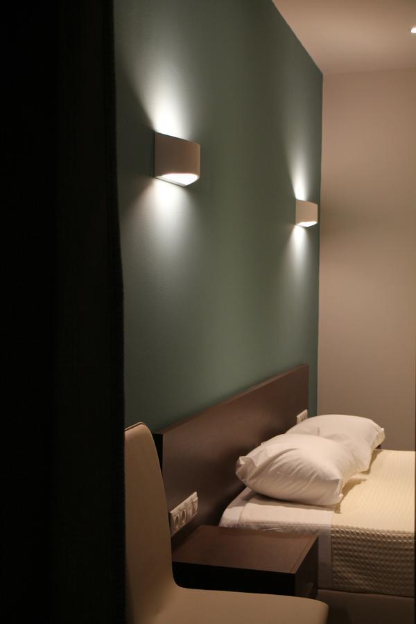 Double or Twin Room Sea View