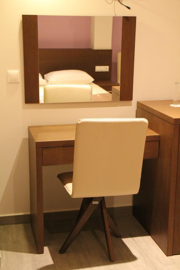 Double Room Shower