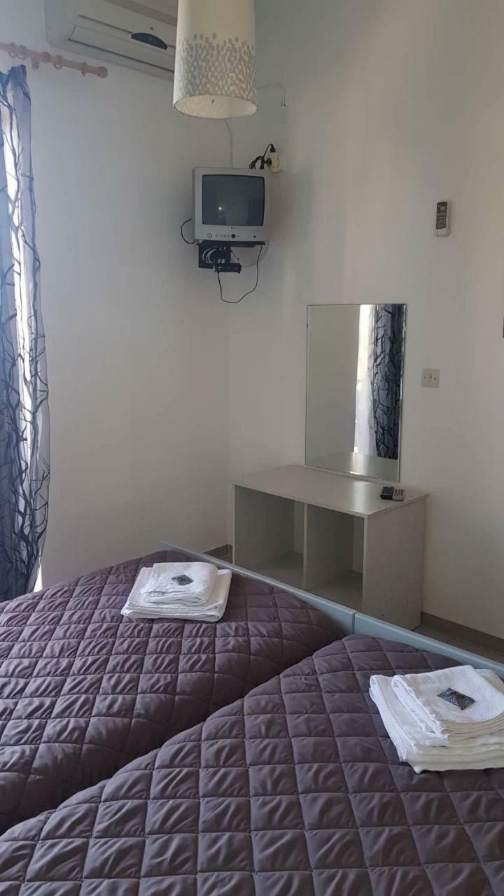 Quadruple Room Private Bathroom