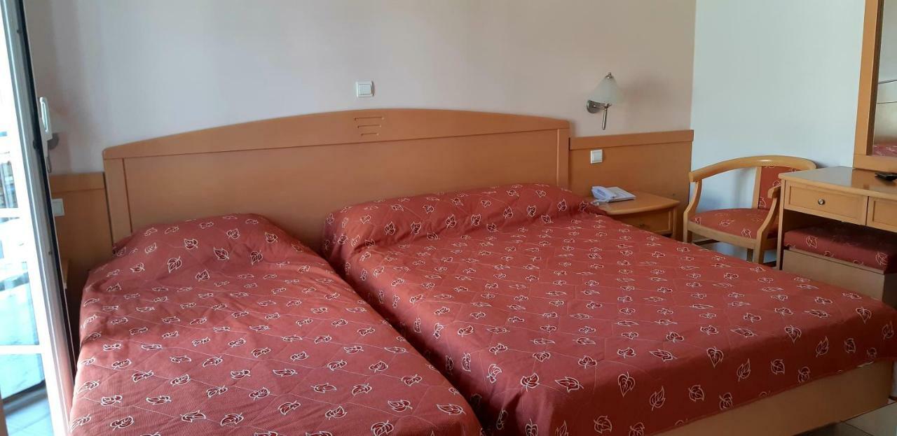 Triple Room City View