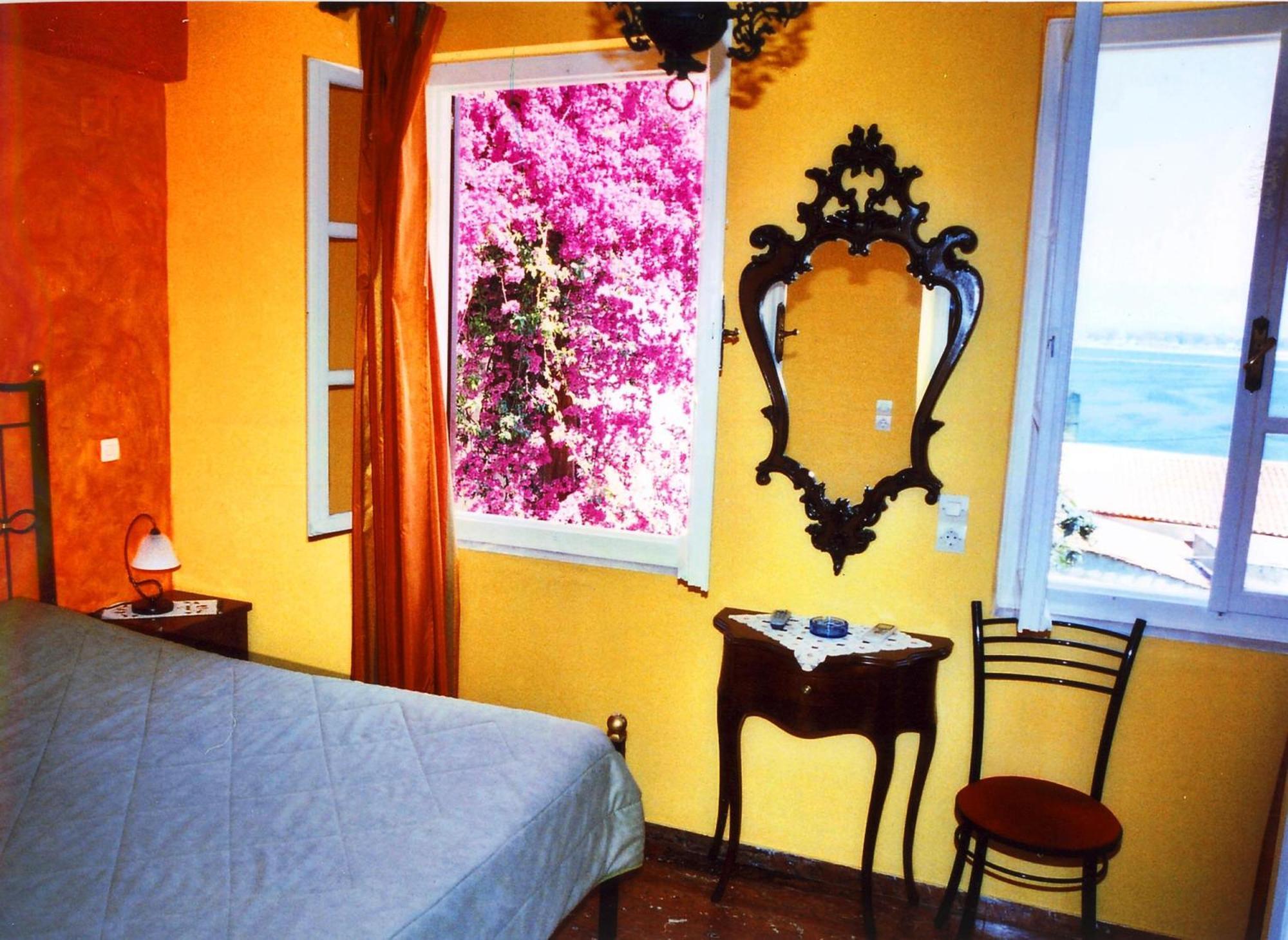 Standard Single Room with Sea View