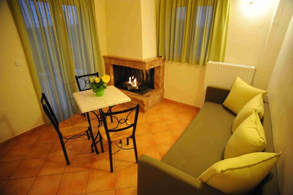 Apartment - Split Level Attic,8545047:JPEG