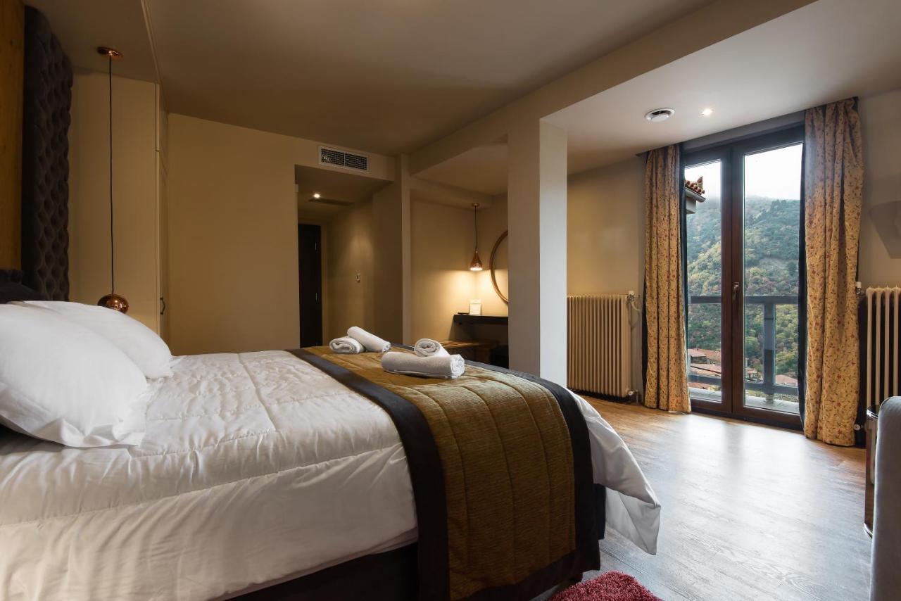 Classic Quadruple Room
