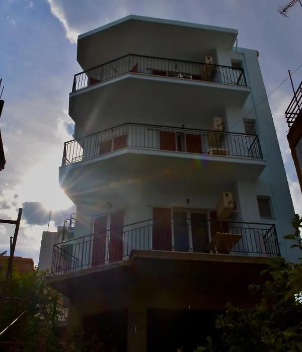 Bob'S Apartments-1