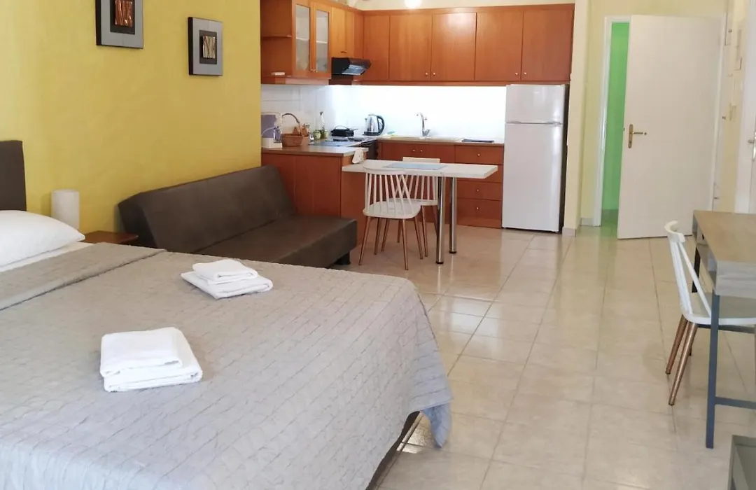 Oscar Studio Kalamata City Centre-1
