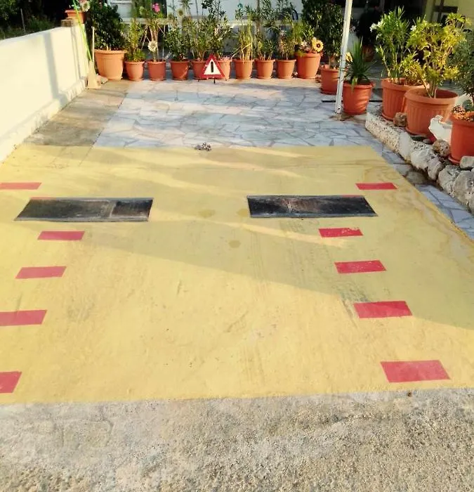 Δωματιο 3 Rooms To Rent Kalamata Nikos-1