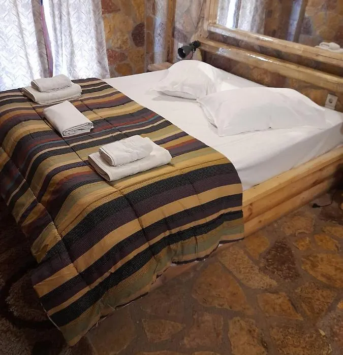 Eco Suites Zachlorou-1