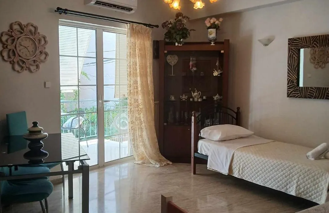 Viki Place-1