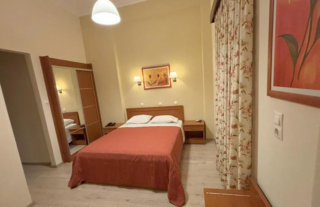 Hotel Kronio-1
