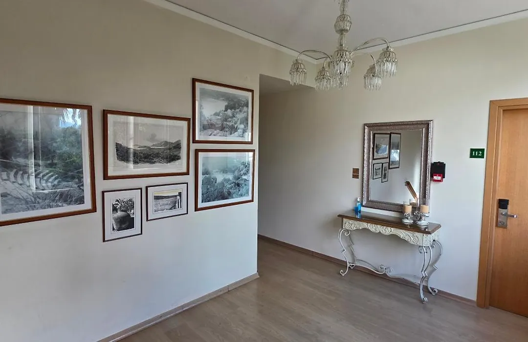 Mouria Pension Rooms & Studios-1