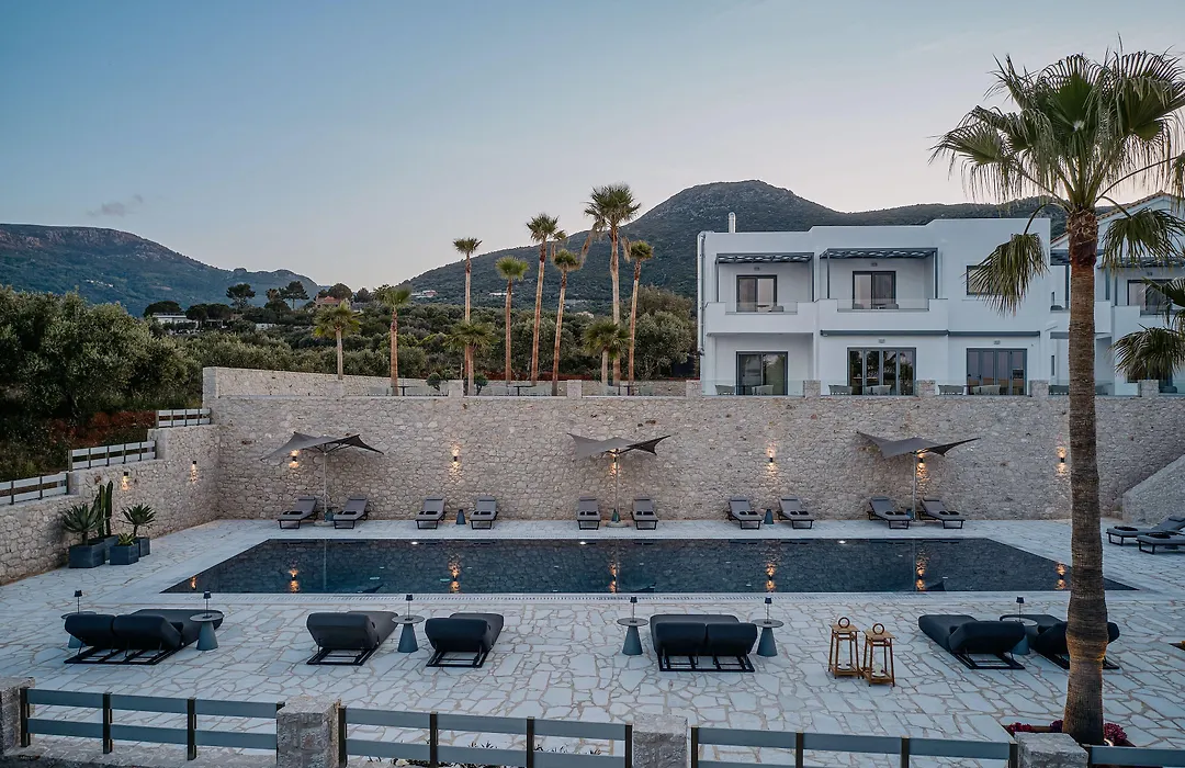 Quattro Luxury Boutique Suites-1