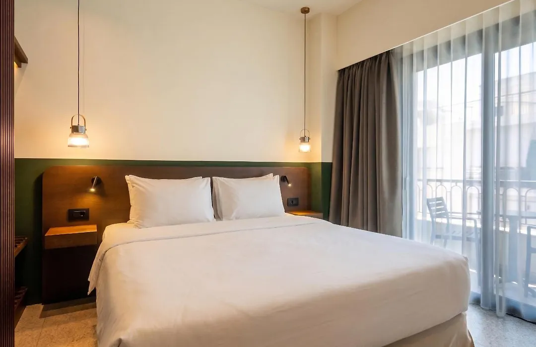 Evripidou 7 - Kalamata Mediterranean Suites-1