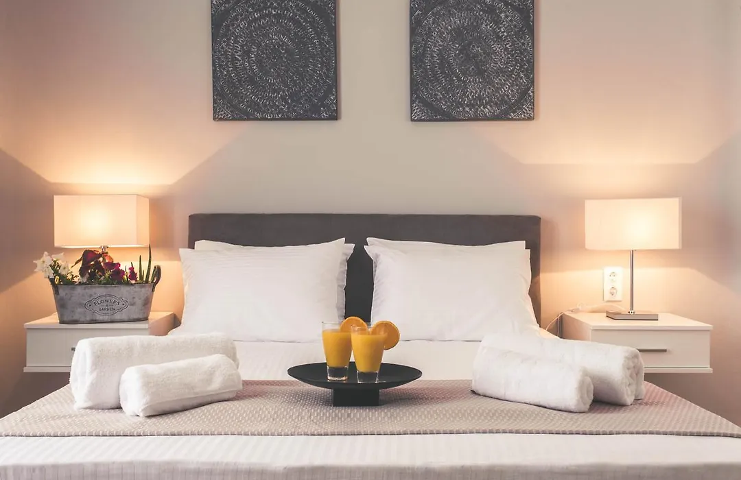 Teatro Deluxe Rooms-1